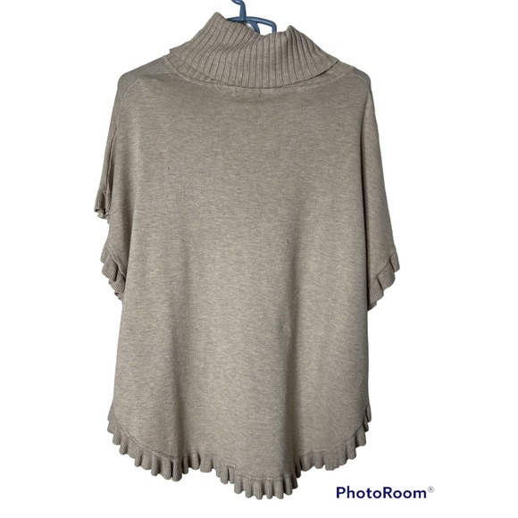 Joseph A Poncho Sweater in Tan Cowl Neckline Ruffled Hem Size Medium - Picture 2 of 5